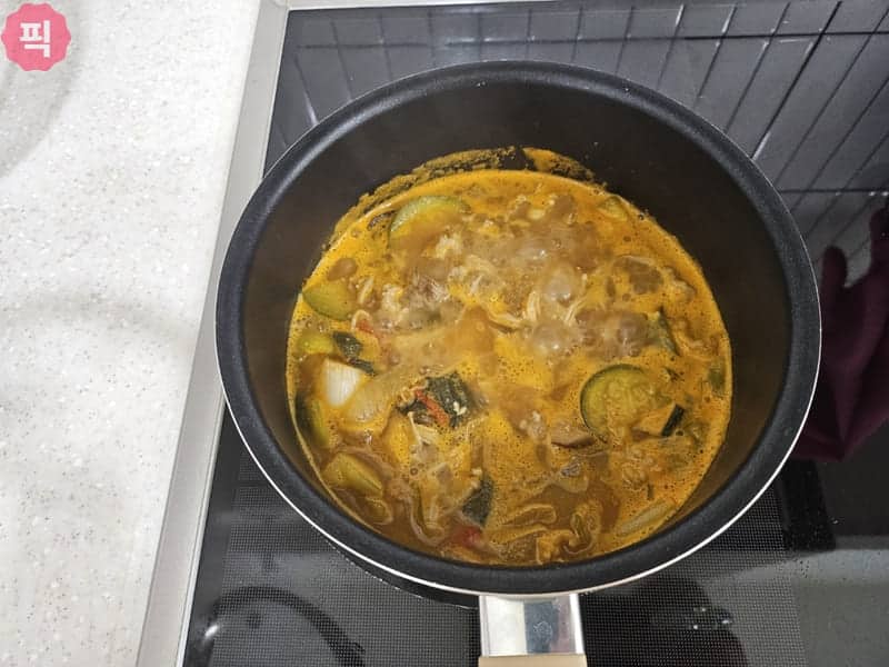 더미식 차돌된장찌개 정말 맛있어요