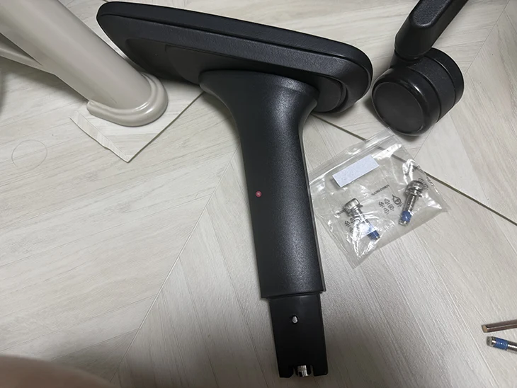 시디즈 T50 팔걸이 교체 방법 총정리 (부품 구매부터 장착까지)